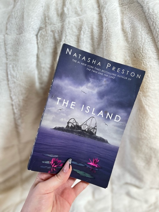 Other - Natasha Preston "The Island" Paperback - Purple Cover